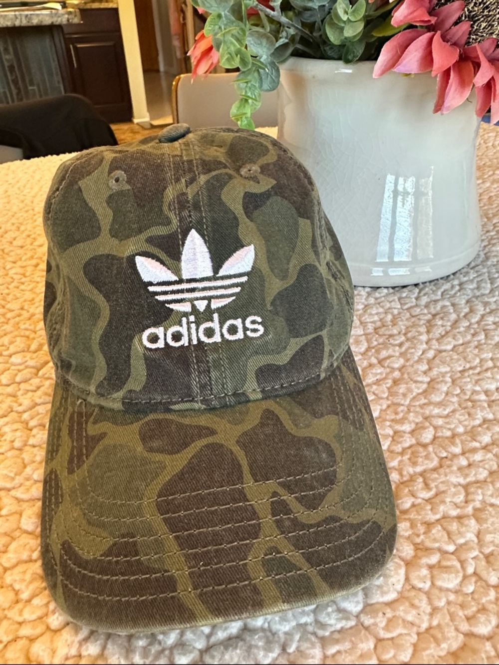 🌺 adidas Olive & Dark Green Camo Trefoil Baseball Cap